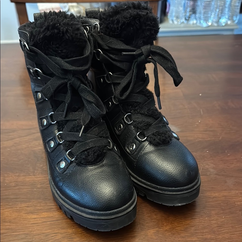 Nine West Black Combat Boots with Fur Lining